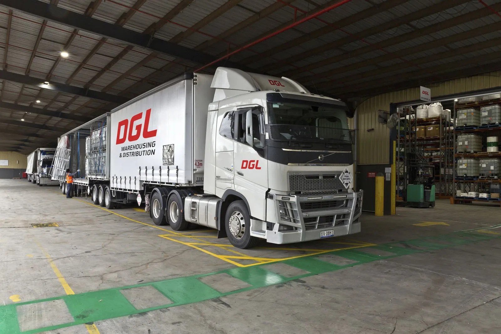 Dgl Warehousing & Distribution Invests In New Tanker – Seven Hills, Nsw Australia